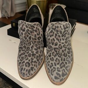 Diba True Shy Town Leopard Bootie size 8.5
